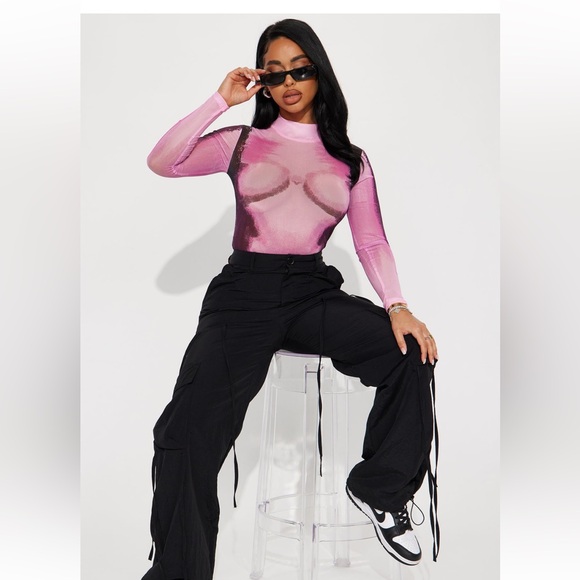 FASHION NOVA DEJAVÚ BODYSUIT - Picture 1 of 8